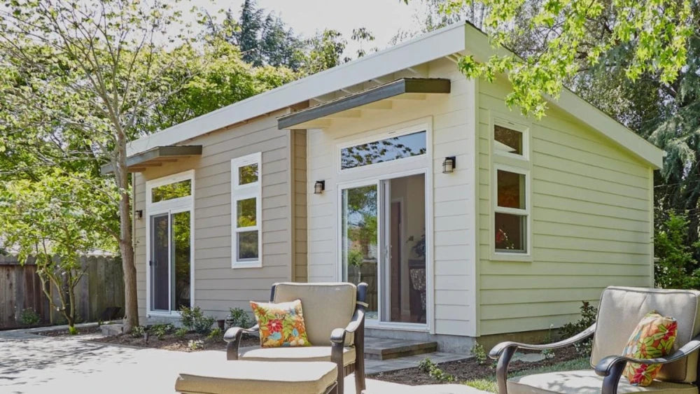 ADU: THE ADVANTAGES OF BUILDING AN ADU - What is an Accessory Dwelling Unit?